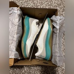 Size M 6, W 7.5 RAD Global CrossFit shoes